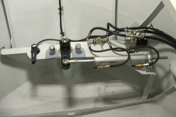 Roerconstuctie boot installatie Roerconstuctie boot installatie