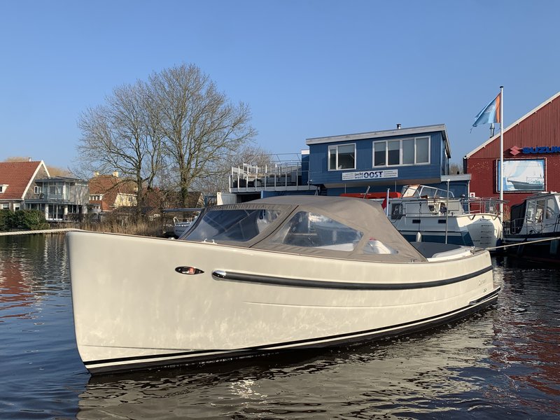 For sale: Antaris Fifty5 