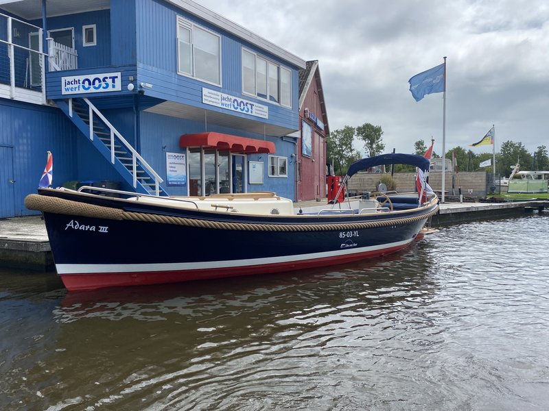 For sale: Jan van Gent 1035 Cabin