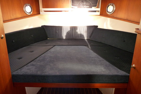 17. Drammer 820 Cabrio - Jachtbemiddeling Jachtwerf Oost.JPG