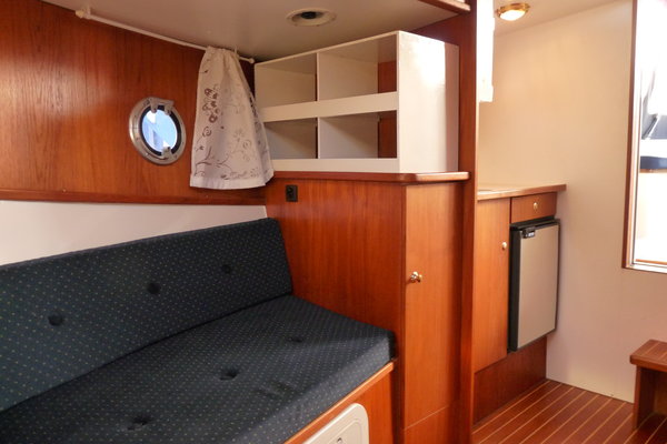 18. Drammer 820 Cabrio - Jachtbemiddeling Jachtwerf Oost.JPG