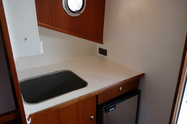 21. Drammer 820 Cabrio - Jachtbemiddeling Jachtwerf Oost.JPG