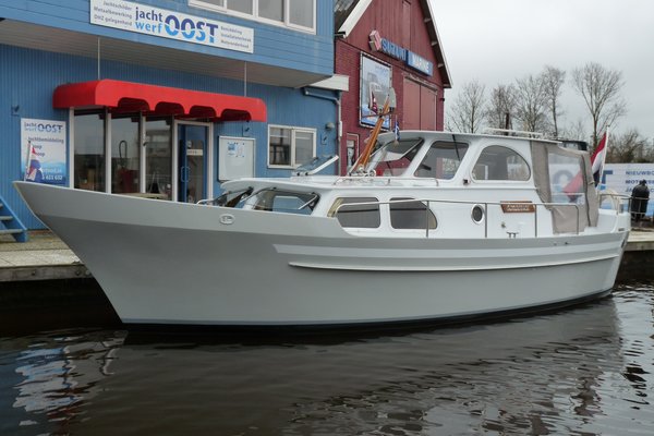 Bootverhuur Jachtwerf Oost in Akkrum, Friesland