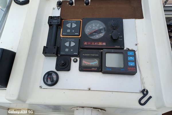 20250710_101320 bediening boven.jpg