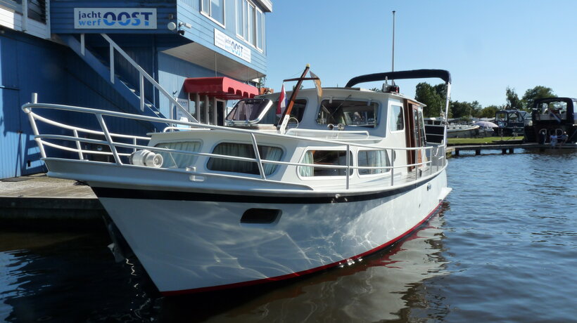A motorboat ready for a boating holiday in Friesland